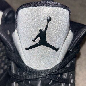 Jordan Jump mans